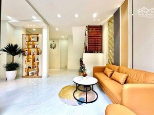 hiếm!!!! nhà mới 5 tầng btct căn góc - xe ô tô- ngay hàng xanh sát q1 - ngân hàng hỗ trợ 70%