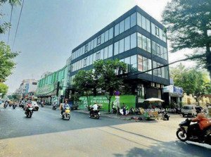 góc 2 mặt tiền đồng đen, tân bình; 300m2 (30 x 10); hầm 4 tầng; hđt 200 triệu - bán 50 tỷ