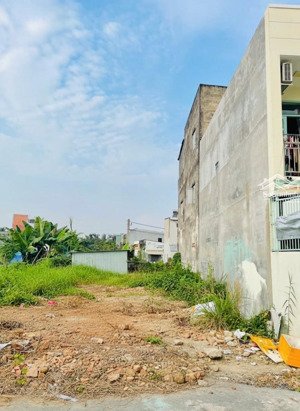 bán đất giá rẻ hẻm xe hơi gần ubnd long trường, q9 dt 5x19m chỉ 4.3 tỷ (tl)