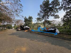 BÁN ĐẤT THỔ CƯ HOÀ LẠC, MẶT ĐƯỜNG LIÊN XÃ, ĐỐI DIỆN ĐẠI HỌC FPT, VIEW HỒ TÂN XÃ, ÔTÔ TRÁNH