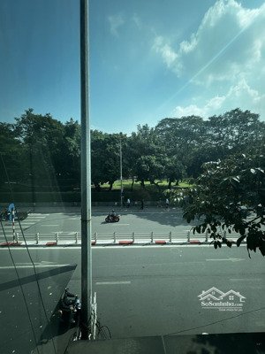 bán gấp căn mặt phố tôn đức thắng 108m2 , 6 tầng thang máy, không lỗi, giá bán chỉ nhỉnh 39 tỷ tl