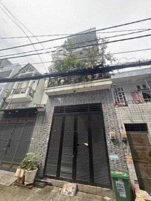 hot, bán gấp nhà riêng mã lò, btân, 68m2, 4 tầng btct mới đẹp, hẻm 6m xe hơi tránh, nhỉnh 6 tỷ.