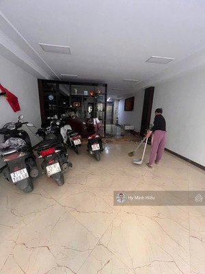 nguyễn chánh - 70m x 8 tầng thang máy , mt 5m - ôtô tránh - kinh doanh - vỉa hè - giá 39.5 tỷ