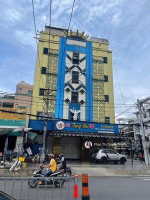 ngay sân bay - bán tòa nhà mặt tiền bùi thị xuân, t.bình - 9 x 22m - 6tầng - hđt: 150 triệu - 32 tỷ