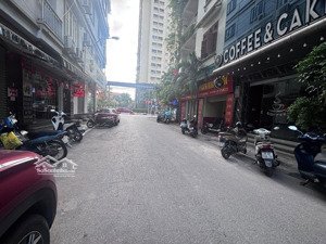 siêu phẩm hàng hiếm phố nguyễn chánh - 8 tầng thang máy - tòa vp kết hợp ở - 60m2, mt rộng 4,5m