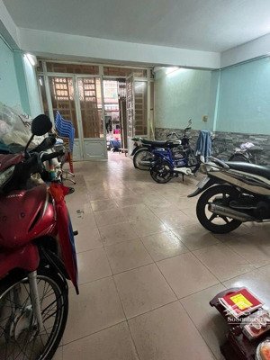 mặt tiền thái phiên - quận 11 - hàng hiếm không dính lộ giới - 3 tầng - 44m2 - chỉ 6.2 tỷ