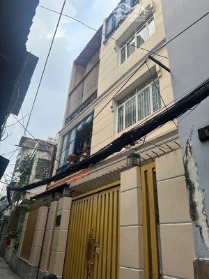 trung tâm q5 -trần hưng đạo p1 q5 - khu kinh doanh sầm uất 