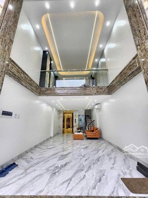 bán nhà mặt phố hoàng mai - 7 tầng thang máy - tài sản giữ tiền hiếm. dt : 40m2, mt: 4m. giá: 19 tỷ