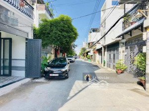 4x11m, bán gấp nhà 2 tầng, đường 7m thông, lâm thị hố, tch, q.12, 4 tỷ hơn tl