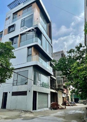 tầm tiền 15 tỷ.có ngay căn nhà tại phường bồ đề, hà nội.dt 50m2x6tầng,full nội thất,ô tô,thang máy.