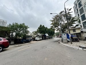 bán nhà phú thượng - tây hồ - 75m2 - 5 tầng - ô tô vào nhà - vỉa hè rộng - giá hơn 25 tỷ