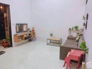 nhà đẹp, hiếm 2 tầng, ngang 6m, 79m2, dọn vào ở ngay - dưới chân cầu bình triệu - 4 tỷ 5