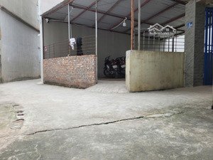 chính chủ cần bán đất tổ 5 yên nghĩa .dt 50m lô góc mt 4.5m rộng thoáng 30m ra trung tâm chợ tổ 5,6