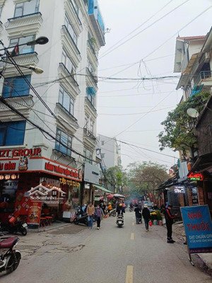 bán nhà quang tiến nam từ liêm ngay hồ điều hòa dt33m xây 5 tầng giá 6.75 tỷ