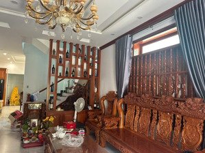 cần bán biệt thự siêu đẹp mặt tiền đường chính khu đại an, p9 tp. vũng tàu