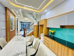 bán nhà mặt phố đẹp view triệu đô! mặt tiền lò lu