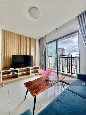 cho thuê tòa nhà dqua căn 2 phòng ngủ full nội thất 29 phan chu trinh, 12tr /tháng