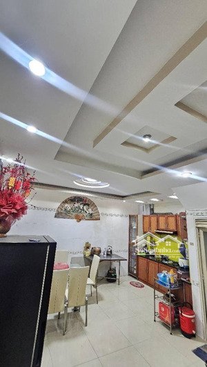 nhà 4 tầng - ngang bề thế 5.2m - vuông vức - hoàn công chuẩn chỉ - lê văn lương -tân hưng mới- 8 ty