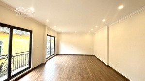 13,x tỷ hoa hậu thạch bàn lô góc 6 tầng thang máy gara ô tô