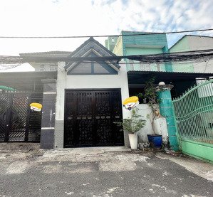 nhà đẹp - 2 pn - 3 tỷ thương lượng - dọn vào ở ngay - gần phan văn hớn - xe tải vào tận cửa