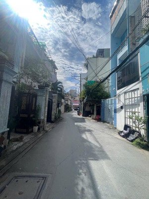 bán nhà 3 tầng - hẻm 6m xe hơi vào nhà - thoại ngọc hầu - ngay ủy ban quận tân phú - 4*22m - 7,x tỷ