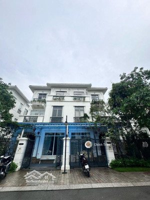 cc gửi bán bt vinhome riverside long biên đẳng cấp thượng lưu. 440m nhỉnh 100 tỷ. full nội thất. tl