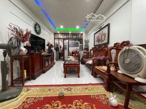 mặt phố bồ đề - dân xây - kinh doanh - 2 thoáng - gần nguyễn văn cừ & hồ bồ đề