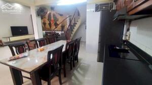 Cho thue nhà riêng , có đồ , ô tô đỗ cửa tại phố Cấm , Ngô Quyền