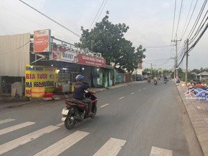 lô đất 5.5mx25m mặt tiền xuân thới sơn 16. ngay chợ lê thị kim. gần vinhomes. giá: 4.5 tỷ chốt