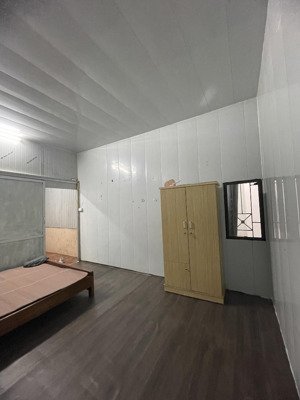 chính chủ cho thuê phòng phố pháo đài láng rẻ nhất khu vực chỉ nhỉnh 3 triệu đủ đồ, phòng sạch đẹp