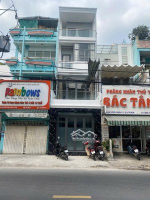 nhà đẹp đúc 3.5 tấm - tặng full ntcc mt 104 lạc long quân