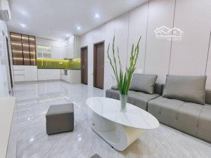 tập thể thành công- hoàng ngọc phách, đống đa, tầng 1, 3 ngủ riêng biệt, 2wc, ô tô đỗ cửa, ở ngay!