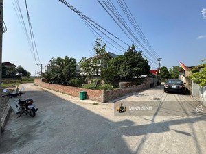 chính chủ gửi bán lô đất đẹp tại thôn ấp bắc thượng ( quang tiến cũ) dt 81m. mt và mh 4,55m