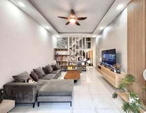 khu bàu cát. 66m2, 4 tầng , 5pn, đường 8m. chỉ 12tỷ nhỉnh 