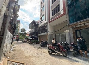 bán nhà lạc trung , hai bà trưng.dt 47m2 6t mặt tiền 3,3m giá 16,2tỷ .lh 