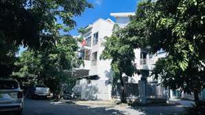 bán nhà hoàng quốc việt, 150m2, mt 12.5m, ô tô tránh, gần starlake, biệt thự 4 tầng đẹp, 31.3 tỷ tl