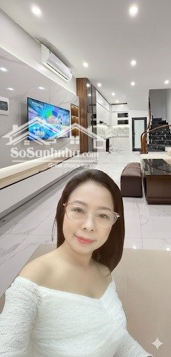 hộ khẩu ba đình - cách 1 nhà ra mặt phố đội cấn nối văn cao - dân xây 6 t, giá 11 tỷ