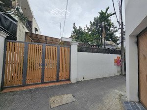 bán nhà sân vườn kiệt đường nhựa 6m trưng nữ vương - dt: 242m2 giá rẻ chỉ 50 tr/m2. lh: 