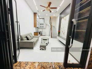 hiếm! nhà riêng giảng võ, ngõ thông các tuyến phố vip, ô tô vào, tiện ích vinhomes gallery 29m2*5t