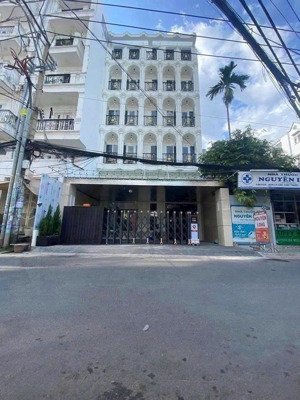 bán building mặt tiền phường tân định - dt: 20 x 25m - hầm + 8 tầng - hđt: 300 triệu/th - 95 tỷ