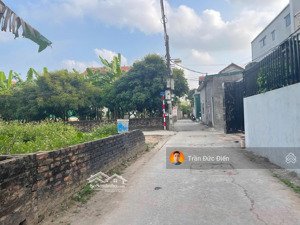 bán 98,2m2 đất vườn có thể lên thổ cư tại tổ 4 cự khối, cạnh siêu dự án ven sông hồng