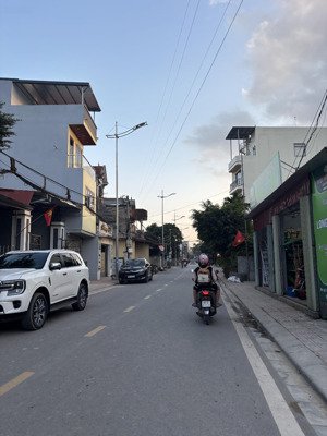 chính chủ bán đất thôn đan kim ngay sát sân vận động pvf giá chỉ 3,99 tỷ