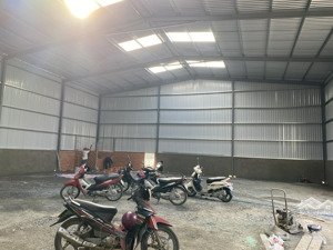 cho thuê kho xưởng 390m2 đường nguyễn thị ly hóc môn,