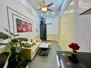 bán nhà trương định 25m2, 5 tầng, sđcc, xe 5 tạ đỗ cửa chỉ 4,85 tỷ