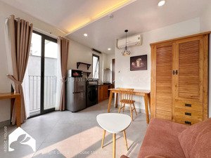 studio cửa sổ lớn full nội thất máy giặt riêng gần cv hoàng văn thụ, sân bay, ga t3 quận tân bình