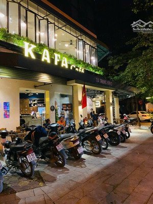 nóng!!! cho thuê mặt phố trung kính siêu đẹp giá hạt rẻ. 100m2x4t mt lớn 8m dễ nhận diện thương hệu