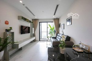 cần cho thuê gấp căn hộ lucky palace. dt: 82m2, 2pn, 2wc. giá 15tr/th. lh: 