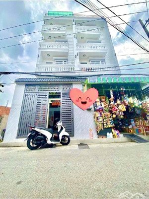 hẻm nhựa kd gần tên lửa- 5 tầng 6 x 16m- nội thất xịn- gấp bán- chỉ 8.9t còn tl