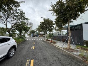 bán lô đất biệt thự khu eurovila 2, đường giáng hương 4 , hoà xuân,đà nẵng .dt 300m2