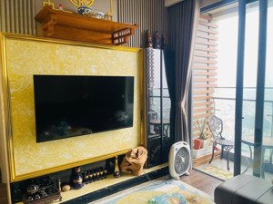 căn hộ 3pn diện tích 80m2 đầy đủ nội thất, view hồ điều hoà, tầng trung toà a masteri west hieghts